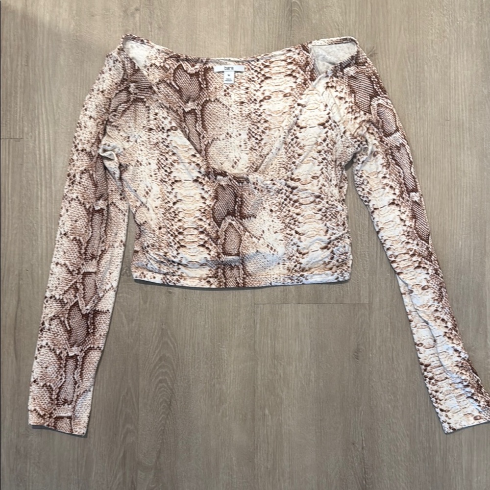 Bar III Brown Cream Snake Print Long Sleeve Crop Top